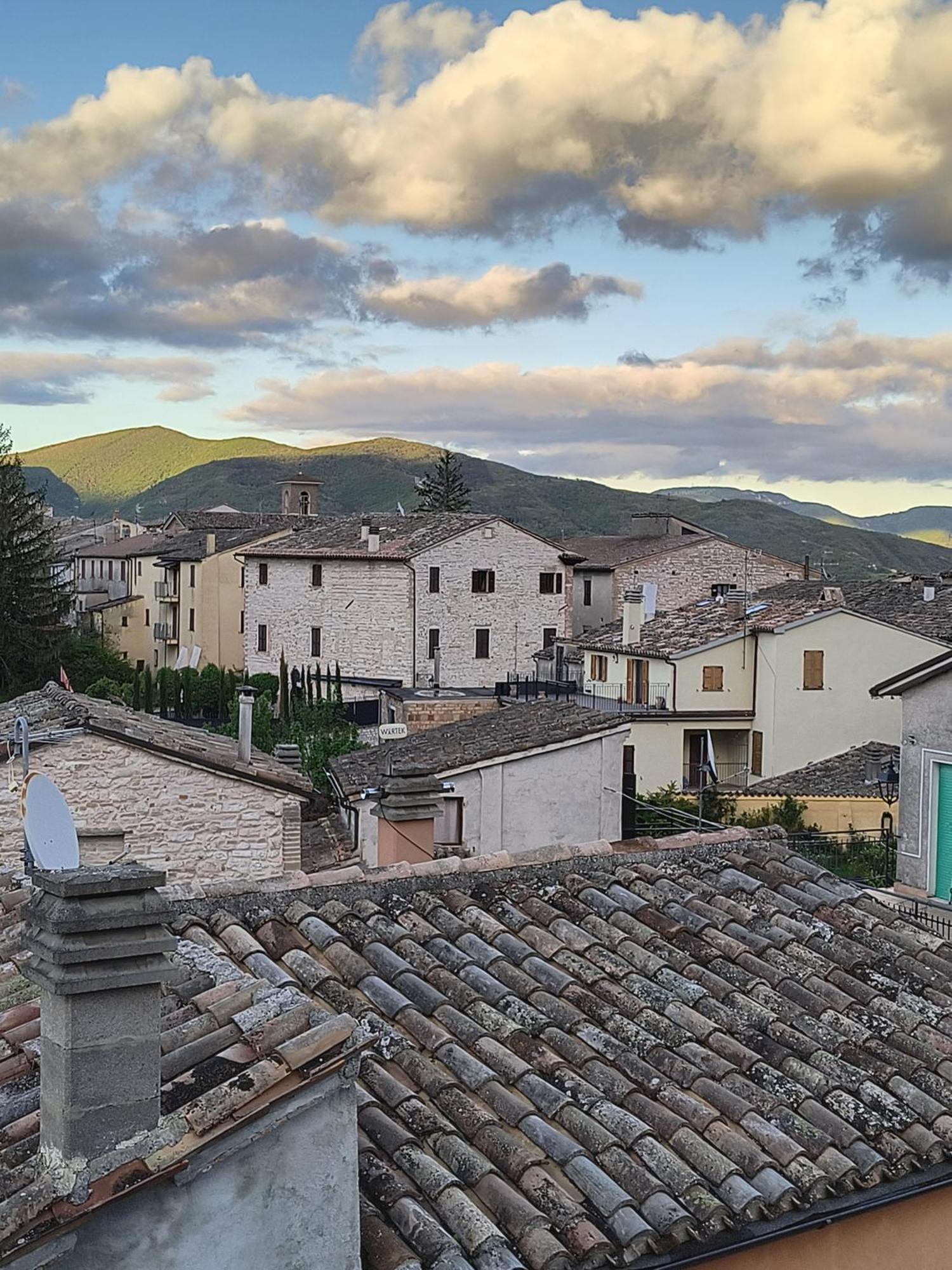 Degli Alessandri House Sassoferrato Exterior photo